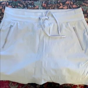 Athleta  Trekkie North Skort 14